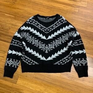 Express Miltered Pullover Sweater Womens Size Medium Black Aztec Geometric Knit‎
